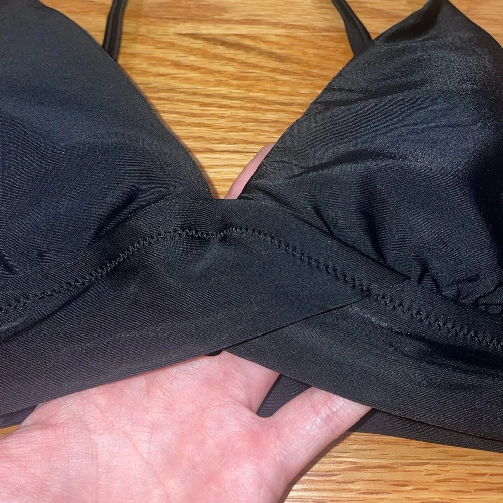 NWT aerie black triangle bikini top